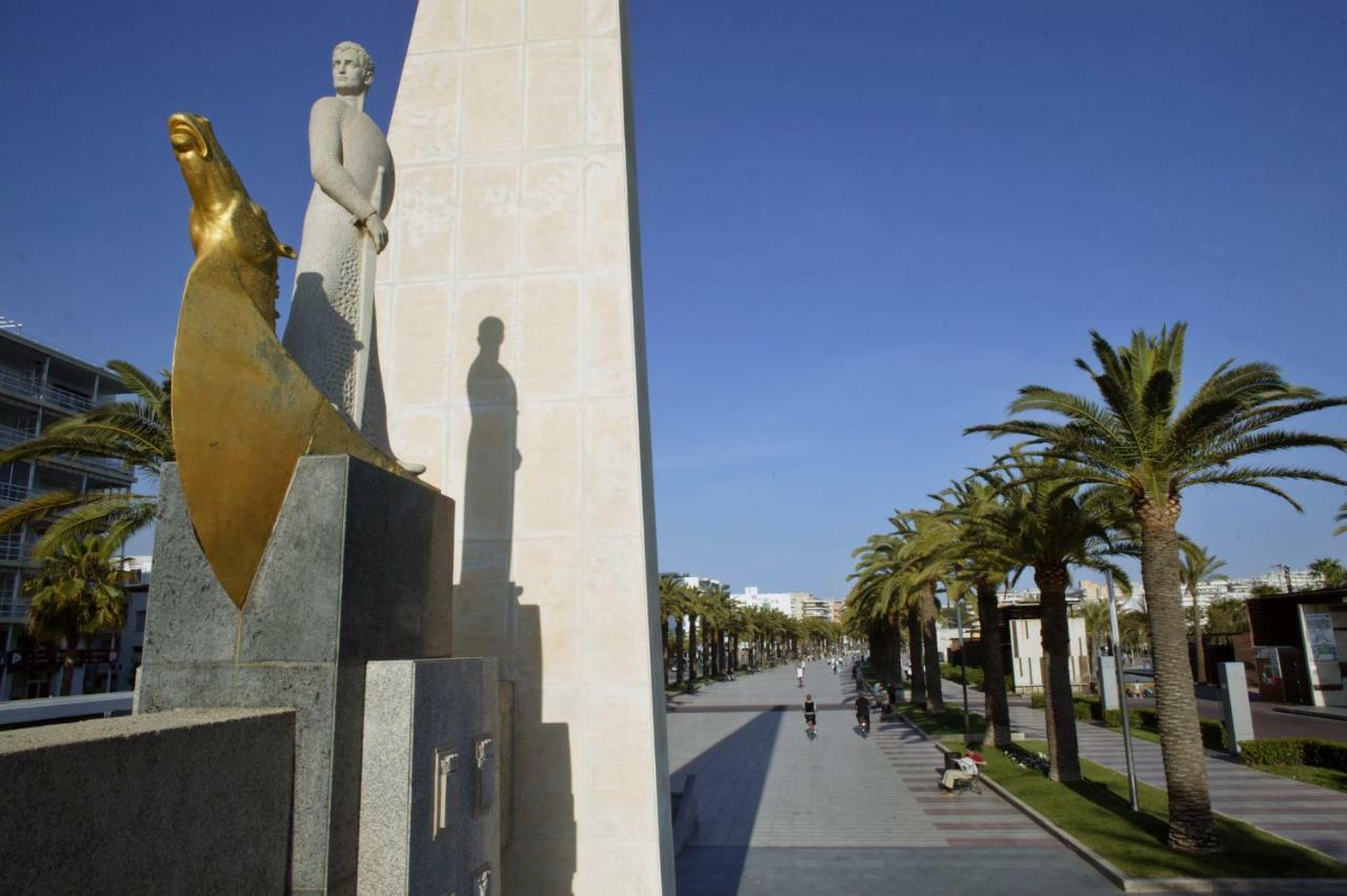 Zeus Montblanc Apartman Salou Kültér fotó